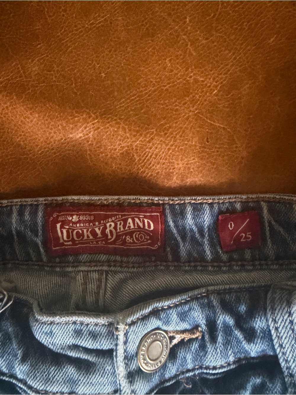 Lucky Brand Medium Blue Denim Jeans - Blue
